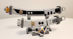 two legos made to look like sci - fi characters