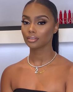 Maquillage Yeux Cut Crease, Natural Glam Makeup, Makeup For Black Skin, Birthday Makeup, Brown Skin Makeup, Soft Glam Makeup, Black Women Makeup