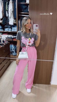 15 Lindos outfits para la mamá más linda del universo Look 80s, Mode Zara, Outfit Primavera, Outfit Mujer, Elegante Casual, Outfit Trends, Ținută Casual, Mode Ootd