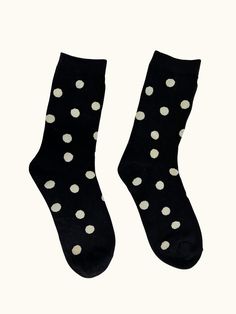 Introducing our Sauntering socks - perfect for walking your dog, strolling the park, or wandering your local farmers market. These socks are soft and luxurious, made of cotton and polyester in some of our signature prints. We hope you love wearing your art on your feet as much as we do! Walking Your Dog, Shop Story, Colors And Emotions, Florida Woman, Local Farmers Market, Knit Alpaca, Bow Jewelry, Apres Ski, Brand Sale