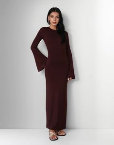 Olivia Mark - Long-Sleeve Solid Color Backless Maxi Dress: Elegant Flared Sleeve Evening Gown Long Sleeve Corset Dress, Maroon Dresses, Long Sleeve Corset, Maxi Dress Elegant, Satin Bridal Gowns, Evening Gowns With Sleeves, Backless Maxi Dress, Brown Outfit, Neck Bodycon Dress