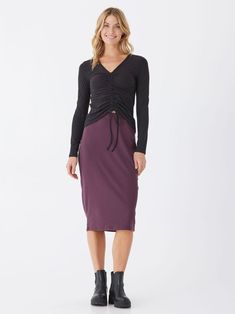 Experience ultimate comfort and style with the Marla Luxe Rib Midi Skirt! Made with stretchy fabric and an elastic band, this skirt provides a flattering fit and can be worn for any occasion with its versatile midi length. Comfortable Versatile Midi Skirt, Versatile Midi Length Relaxed Skirt, Fall Stretch Ruched Skirt, Versatile Midi Skirt, Versatile Gathered Skirt, Fall Stretch Gathered Skirt, Casual Midi-length Ruched Skirt, Fall Versatile Relaxed Fit Skirt, Stretch Gathered Midi Skirt