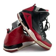 Jordan Basketball Shoes, Red Retro, Nike Basketball Shoes, Basketball Sneakers, Nike Basketball, Nike Air Jordan, Air Jordan Sneaker, Basketball Shoes, Air Jordan