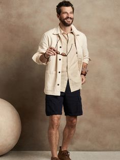 Perfect for explorations remote and routine, this classic cargo short is crafted from a soft-yet-sturdy blend of linen and cotton, a travel companion we find is always welcome in warm weather.  Zip fly with button closure.  Belt loops.  Slider tabs a