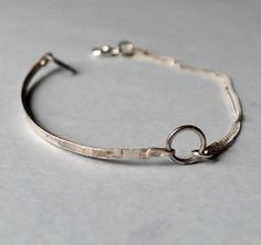 Handmade with 925 sterling sterling silver. Looks great as single and perfect fit with another bracelet. This unique bracelet is made by silver wire, has been hammered and flattened. The bracelet is 17 cm/ 6.7 inches in circumference All bracelets can be made any size, just remind me in note for seller. You will get the item in a gift box. LENGTHS: * ХS: 16 cm / 6.25 inches * S: 17 cm / 6.7 inches * M: 18.5 cm / 7.25 inches * L: 19.75 cm / 7.75 inches Hammered Bracelet, Silver Link Bracelet, Handmade Jewelry Bracelets, Silver Chain Bracelet, Unique Bracelets, Kuta, Silver Jewelry Handmade, Bracelet Argent, Hammered Silver