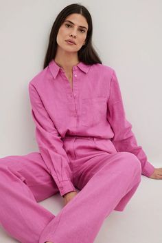 Linen Wide Leg Pants Pink | NA-KD Pink Linen Outfit, Pink Linen Pants Outfit, Pink Linen Trousers, Linen Set Outfit, Pink Linen Pants, Pink Pants Outfit, Linen Style Fashion, Linen Pants Outfit, Linen Wide Leg Pants