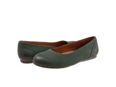 SoftWalk Sonoma - Women's Shoes : Dark Green Nubuck : The sleek and sensible Sonoma flat from SoftWalk sets the bar high in comfort! Premium leather uppers with a round toe. Easy slip-on design. Soft and breathable microfiber linings. Features a removable, anti odor, fabric-lined footbed with plush cushioning and arch support for all-day comfort. Flexible and slip-resistant rubber outsole. Imported. Measurements: Weight: 6 oz Product measurements were taken using size 6, width M (B). Please note Comfortable Suede Flats With Round Toe, Casual Slip-on Flats With Arch Support, Comfortable Everyday Flats With Arch Support, Comfortable Flats With Arch Support For Everyday, Comfortable Flat Heel Slip-ons With Arch Support, Casual Slip-on Ballet Flats With Arch Support, Casual Ballet Flats With Arch Support, Lightweight Casual Flats With Arch Support, Casual Lightweight Flats With Arch Support