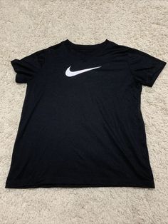 Youth Large V Neck Nike Short Sleeve Shirt. Shirt With Writing, Nike Short, School Clothes, Clothes Outfit, 50 Style, Freshman Year, Nike Black, School Outfits, Black Nikes