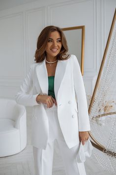 Fabric: Suit crepe diagonal Available sizes: XS, S, M, L Color: Red, Black, White, Sky-Blue, Crimson, Beige White Pant Suits For Women, White Pantsuit, Tailored Jumpsuit, Street Style Fall Outfits, White Suit, Womens Wedding Dresses, White Sky, Summer Street, White Belt