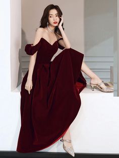 Tea Length Prom Dress, Prom Dress Burgundy, Prom Dresses Burgundy, Burgundy Evening Dress, Dresses Burgundy, Burgundy Prom, Velvet Evening Dress, Prom Dresses Gowns, Red Velvet Dress