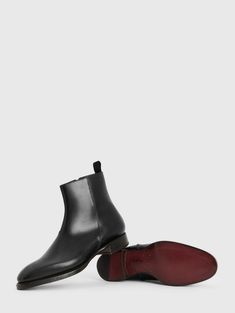 Elegant Chelsea Boots With Brogue Detailing, Designer Chelsea Boots With Leather Sole For Business, Formal Leather-sole Boots For Fall, Formal Leather Sole Boots For Fall, Formal Boots With Leather Sole For Fall, Formal Fall Boots With Leather Sole, Luxury Goodyear Welted Chelsea Boots For Work, Luxury Brogue Detailed Chelsea Boots For Formal Occasions, Luxury Brogue Chelsea Boots For Formal Wear