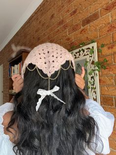 Cutest little handmade crochet bandana with hanging chain and lace bow -100% cotton yarn, medium fine thickness -hand wash only in lukewarm water -one of a kind! Crochet Bandana Pattern, Coquette Crochet, Bandana Crochet, Crochet Bandana, Crochet Chain, Autumn Fits, Lace Bows, Knitting Techniques, Bandanas