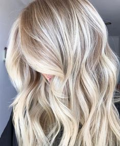 Bright Creamy Blonde, Hair Colors For Winter, Popular Hair Colors, Baby Blonde Hair, Winter Blonde Hair, Which Hair Colour, Hair Orange, Hair Toner