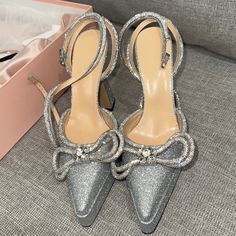 Brand New Authentic Mach And Mach Silver Heels. Never Worn. Size 39.5. Box And Dust Bag Included Absolutely Gorgeous! Chic Silver Heels For Dinner, Elegant Silver Heels For Dinner, Silver Wedding Dress, Crystal Heels, Embellished Heels, Square Toe Sandals, Bow Sandals, Square Toe Heels, Satin Pumps