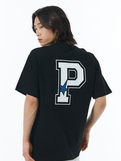 Editor's notesIt is a simple and casual short sleeves t-shirt in soft cotton fabric. The t-shirt features regular fit and P letter design on the front and back.- Regular fit- Graphic print- Iconic P letter design- 100% CottonMeasurements(in.)M / L / XL- Shoulder: 20.3 in. / 21.3 in. / 22 in.- Chest: 21.5 in. / 22.2 in. / 23 in.- Sleeve Length: 8.5 in. / 8.7 in. / 8.9 in.- Length: 28.5 in. / 28.9 in. / 29.3 in.*Model info: Height 5’ 11” / Fitting size: Size LComposition & Care- 100% Cotton- H Black Varsity T-shirt For Streetwear, Black Varsity T-shirt With Text Print, College Crew Neck T-shirt With Branding, Basic College T-shirt With Logo Print, College Style Relaxed Fit Short Sleeve T-shirt, Sporty T-shirt With Logo Lettering For Streetwear, Casual Short Sleeve T-shirt With Logo Lettering, Varsity T-shirt With Logo Print And Relaxed Fit, Sporty Short Sleeve T-shirt With Logo Lettering