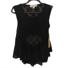 Vintage Havana Black Layered Lace Tank Top Open Cut Out Back Scoop Neckline Nwt Size Small Excellent Condition No Holes Or Stains Pit To Pit 16 Inches Length 25 Inches Black Lace Tops For Layering, Black Sleeveless Lace Top Blouse, Black Lace Sleeveless Blouse, Black Sleeveless Blouse With Lace Trim, Sleeveless Black Lace Blouse, Ombre Top, Boho Tank Top, Flowy Tunic, Black Layers