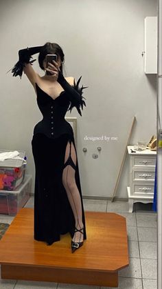 Balenciaga Moodboard, Pinup Horror, Classy Feminine Outfits, Goth Pinup, Jr Prom, Vintage Witch, Romantic Goth, People Clothes, Witch Outfit