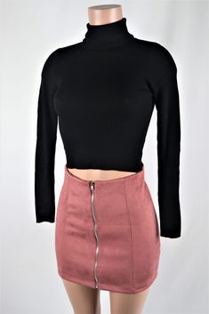 Size: M Pink Suede Skirt, Instagram Clothes, Zipper Skirt, Plaid Outfits, Instagram Outfits, Suede Skirt, Pink Suede, Clueless, Clothes Online