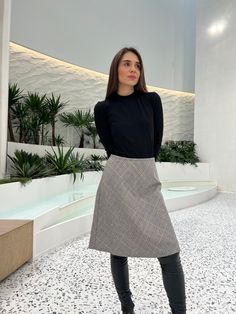 Elegant AMBER skirt is made from natural Italian wool. It's perfect for cold autumn and winter days.  Details: - plain, a-line skirt. - plaid, gray color. - zipper is in the side seam. - elastic waist. - skirt with lining. - handmade. Composition: 60% wool, 22% cotton, 18% polyamide. Lining: 100% viscose. Size XS/ EUR 34 / UK 6 / US 2 Size S/ EUR 36 / UK 8 / US 4 Size M/ EUR 38 / UK 10 / US 6 Size L/ EUR 40 / UK 12 / US 8 XS Skirt length: 56cm., 22" Waist: 66cm., 26" Hips: 96cm., 37,8" S Skirt l Skirt Wool, Skirt Elegant, Skirt Knee Length, Boho Skirt, Formal Skirt, Aline Skirt, Boho Skirts, Wool Skirt, Plaid Skirt