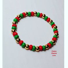 This fun festive bracelet is perfect for the holiday season! Made with seed beads, gold beads, and stretchable cord. Available for both child and Adults.  Child bracelet is 5.5 inch round stretch and fits girls wrist size 4 to 8 years old. Adult bracelet is 7 inch round stretch! Kids Bracelet, Holiday Bracelets, Red Bracelet, Green Bracelet, Christmas Necklace, Kids Bracelets, Christmas Bracelet, Red Bracelets, Handmade Jewelry Designs