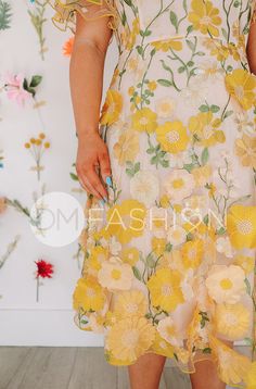 Elegant Yellow Dress With Floral Embroidery, Dress Inspo Plus Size, Designer Yellow Dress With Floral Embroidery, Summer A-line Midi Dress With Floral Embroidery, Feminine A-line Midi Dress With Floral Embroidery, Yellow Floral Print A-line Midi Dress, Embroidery Placement, Lauren Smith, Prom Dress Inspo