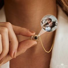 Photo Projection Necklace, Projection Necklace, Custom Gift Cards, Mother Necklace, Picture Necklace, Photo Necklace, Photo Pendant, Memorial Necklace, Mothers Necklace