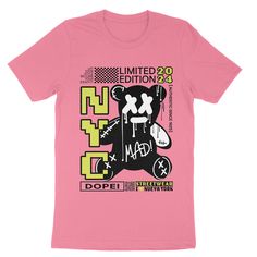 Increase your style game with our Urban New York City Streetwear Graphic Letter Slogan Print T-shirt. Add some personality to your street style. This shirt is perfect for those who love the city life. Show off your unique fashion sense with this must-have urban street wear piece. This tee is perfect for showcasing your love for the Big Apple. Made with quality materials, this t-shirt combines comfort and style for a trendy, statement look. Urban Graphic Print Tops For Streetwear, Cool Graphic T-shirt For Streetwear, Casual Graffiti Print Streetwear Shirt, Casual Graffiti Print Shirt For Streetwear, Cool Streetwear T-shirt With Screen Print, Cool Graphic Design T-shirt For Streetwear, Pop Culture Streetwear Shirt With Letter Print, Hip Hop Streetwear Shirt With Screen Print, Hip Hop Style Screen Print Shirt For Streetwear