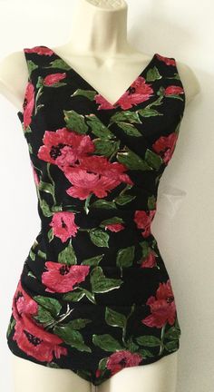 Floral Vintage MAIDENFORM Swimsuit Black/fuchsia 1970s Vintage Floral Swimsuit by Maidenform Size 8 to Size 10 - Etsy Vintage Black Swimwear For Summer, Vintage Fitted Halter Neck Swimwear, Retro Fitted Floral Print Swimwear, Retro Fitted Black Swimwear, Vintage Fitted Floral Print Swimwear, Fitted Vintage Floral Print Swimwear, Vintage Shift Dress, Vintage Swimsuit, Brocade Dresses