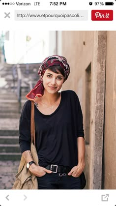 Bandana Hairstyles For Long Hair, Cute Mini Skirt Outfits, Short Hair Outfits, Hair Scarves, Gamine Style, Hair Scarf Styles, Wear A Scarf