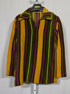 Bonds Fifth Ave Vintage 60s Hippie Striped Velvet Shirt Mod Large NYC. Very rare piece in excellent vintage condition. Vibrant colors! Pit to pit: 20" Length: 28" Shoulders: 18" Shoulder to cuff: 23" 60s Fashion Mens, 60s Hippie, 1960s Outfits, Velvet Shirt, 60s Fashion, Vintage 60s, Very Rare, Vibrant Colors, Mens Shirts