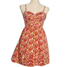 Jessica Simpson Sun Dress Sz Xs In A Pink Floral Print Spaghetti Straps Bra Top Setting W/Pleated Lining & Hook Button Accents, Skirt W/Pockets & Fully Lined Sitting Above The Knee Condition: Nwot Size: Xs Optics: Beautiful Red / Pink Floral Print W/Adjustable Straps & Hook Buttons On Slightly Padded Bra Top W/Elastic Backing, Skirt Is Fully Lined W/Pockets Sleeve: Adjustable Spaghetti Straps Enclosure: Hidden Side Zipper Measurements Shoulders: // Bust: 32” Waist: 26” Hips: 54” Sleeve: // Lengt Casual Sundress With Spaghetti Straps And Pockets, Sundress With Pockets And Spaghetti Straps, Cotton Sundress With Adjustable Straps For Casual Wear, Sundress With Spaghetti Straps And Pockets, Summer Sundress With Pockets, Cotton Mini Dress With Pockets For Vacation, Spring Dresses With Pockets And Spaghetti Straps, Summer Mini Dress With Pockets, Sundress With Pockets For Day Out