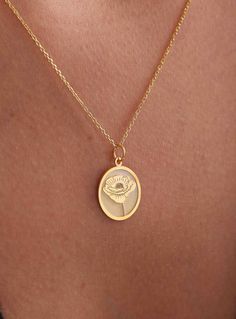 Gold Poppy Birthflower Pendant - Poppy Flower Gold Necklace ● Material of pendant: Solid Gold 14k ( REAL GOLD ) ● Metal Stamp: 14k ( REAL GOLD ) ● The pendant is available in 5sizes: - 12x17 mm / 0,47 x 0,66 inches - 13x18 mm / 0,51 x 0,70 inches  In the photos - 14x19 mm / 0,55 x 0,74 inches  - 16x21 mm / 0,62 x 0,82 inches  - 18x24 mm / 0,70 x 0,94 inches ( In the photos the size is 13x18 mm / 0,51 x 0,70 inches ) ( Jump Ring inner diameter: 4 mm ) ● Material of chain: Solid gold 14k ( REAL GO Poppy Flower Jewelry, Poppy Flower Shaped Jewelry Gift, Poppy Flower-shaped Jewelry Gift, Elegant Poppy Colored Jewelry Gift, Poppy Colored Flower Shaped Jewelry Gift, Poppy Colored Flower Shaped Gift Jewelry, Flower Gold Necklace, Poppy Necklace, Stamped Necklaces