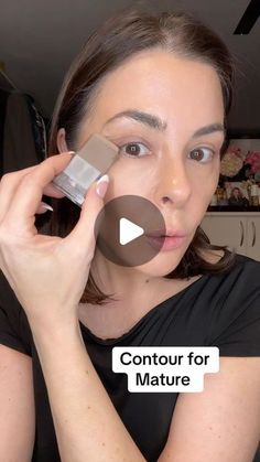 Erica Taylor on Instagram: "Contour Do and Donts as we mature using the new coming @scrandiebeauty contour block and @anisabeauty bronzing brush #contour #contouring #contourtutorial #genx #millennials #makeupover40 #matureskinmakeup #makeup #makeuptutorial #fyp" Contour For Older Women, Contouring Over 50 Makeup Tips, How To Apply Makeup Over 40, Simple Contouring, Makeup Dups, Contour Makeup For Beginners, Nina Pool, Contour Tips, Best Contour Makeup