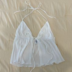 In A Rush To Sell This!! Make An Offer :) Never Worn, Like-New Split Tie White Tank Top Price Negotiable! Princess Polly White Top, Chic Beach Top With Tie Neck, Chic Beach Tops With Tie Neck, Chic Tie Neck Beach Tops, Chic Tie Neck Tops For The Beach, Summer Tie Neck Top With Tie Back, Summer Tie Back Top With Tie Neck, Summer Tie-back Top With Tie Neck, Summer Party Tops With Tie Neck