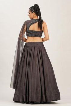 Shop for Shruti S Grey Silk Crossbody Draped Bustier And Lehenga Set for Women Online at Aza Fashions Fitted Pre-draped Lehenga For Evening, Fitted Draped Evening Choli, Evening Choli With Fitted Cape Sleeves, Grey Lehenga, Lehenga And Blouse, Blouse Silk, Embroidered Lehenga, Drape Sleeves, Beaded Neckline