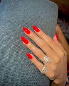 Hailey Bieber Nails, Dior Nail Polish, Bieber Nails, Fantasy Nails, Awesome Nails, Simple Gel Nails, Summery Nails, Diy Recipes, Nails 2024