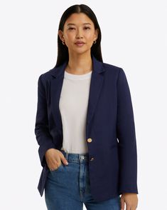 Blazer in Linen – Draper James How To Dress A Bed, Draper James, Mini Dress Casual, T Shirt And Jeans, Midi Maxi Dress, Blazer Buttons, Skirts For Sale, Hat Hairstyles, Sweater Shop