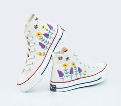 " 1970s CONVERSE CHUCK TAYLOR SHOES WITH SUNFLOWER GARDEN EMBROIDERY "         Custom Embroidered Sunflowers and Bees Sneakers/ Converse Chuck Taylor 1970s Embroidered Sunflowers/ Gift For Daughter/ Shoes For The Bride  💸 Price includes Converse Shoes and floral embroidery as shown 🌸 You can send me your Converse/Vans shoes or I can buy them for you. We stock all the Converse and Vans shoes you want, if you want other Converse/Vans shoes in the store, please message us. Your embroidered Conver Sunflower Converse Embroidery, Black High Top Converse Embroidery, Converse 70s Sunflower, Embroydered Chuck Converse, Converse Floral Embroidered Lace-up Sneakers, Chuck Taylor Shoes, Embroidered Converse, Garden Embroidery, Sunflower Gifts