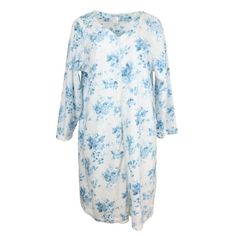 Elegant Emily puts your comfort first with these zipper front nightgown robes. The fleece material is made to keep you warm and cozy even on the coldest of days and nights. The full length zipper makes this robe easy to take on and off for immediate post work or shower comfort. The duster comes in a variety of feminine patterns and designs from cheetah print to florals. The duster robe will surround you in warm, cozy vibes making it the perfect gift for friends and family, or the perfect gift fo Comfortable Long Sleeve Robe For Daywear, Blue Long Sleeve Hospital Nightgown, Long Sleeve Blue Nightgown For Hospital, Blue Long Sleeve Sleep Robe, Blue Long Sleeve Robe For Sleep, Feminine Patterns, Winter Puffer Coat, Long Overcoat, Windproof Jacket