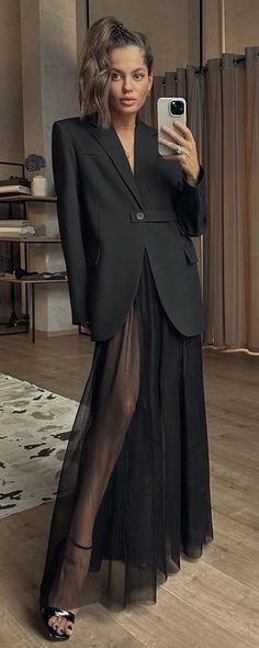 New Aesthetic, Quoi Porter, Sheer Skirt, Black Suit, Evening Outfits, Design Dress, Looks Chic, Wedding Design, Black Wedding