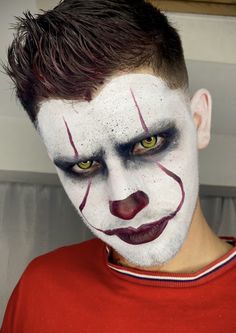 Halloween Clown Makeup Scary Men, Guy Clown Makeup Easy, Guy Halloween Makeup Men Easy, Scary Clown Make Up For Boys, Men Halloween Makeup Ideas, Easy Scary Clown Makeup Male, Easy Boy Halloween Makeup, Penny Wise Makeup Boy, Men Halloween Face Paint Makeup Ideas