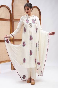 Off white kurta with all over pomegranate tree pattern and contrast dual toned resham embroidery. Paired with pant and embroidered dupatta. - Aza Fashions Scalloped Dupatta, Collar Kurta, Dupatta Style, Resham Embroidery, Resham Work, Kurta Pant Set, Kurta Set For Women, White Kurta, Kurta With Pants