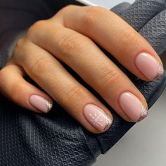 27 Classy Nails For Christmas 2023 To Get Into The Holiday Spirit Beige Nail Designs, Beige Nail, Beige Nails Design, Pink Tip Nails, New Years Nail Designs, Dry Nails Quick, Nail Designs Ideas