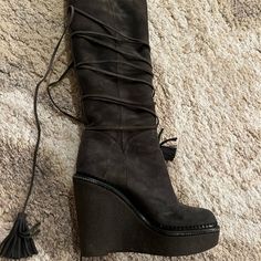 Only Worn Twice, Ysl Shearling Knee High Boots In Dark Gray. With Original Box Yves Saint Laurent Shoes, Lace Up Boots, Knee High Boots, Knee High, Shoe Laces, Yves Saint Laurent, Saint Laurent, Lace Up, Women Shoes