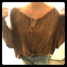 Super Cute Free People Peasant Top, Nwt! Casual Brown Beach Blouse, Chic Fall Peasant Top For Beach, Casual Beige Peasant Top For Day Out, Flowy Brown Blouse For Fall, Peasant Style Brown Long Sleeve Tops, Beige Bohemian Peasant Top For Fall, Fall Beach Peasant Top, Bohemian Brown Blouse For Day Out, Casual Flowy Beige Peasant Top