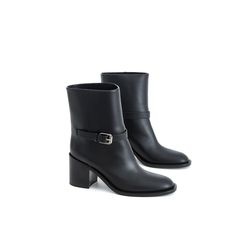 Burberry leather ankle boots in black, buckle ankle strap with logo print, round toe. Composition: 100% Leather-Interior zip:23GIU146-150 Black Leather Boots Women, Burberry Trench, Burberry Trench Coat, Burberry Black, Buckled Heels, Black Leather Ankle Boots, Leather Boot, Black Leather Boots, Leather Ankle Boots