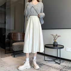 Material: Polyester S: Waist 60-76cm/ Length - 74cm M: Waist 64-80cm/ Length - 75cm L: Waist 68-84cm/ Length - 76cm Summer Y2k Outfits, 90s Fashion Summer, Korean Fashion Skirt, Early 2000s Style, Outfits Pastel, Chic Prom Dresses, Clueless Fashion, Y2k Summer Outfits, Long Midi