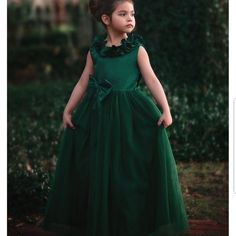 Beautiful Emerald Green Dress Emerald Green Flower Girl Dress, Toddler Holiday Dress, Trish Scully, Emerald Gown, Green Flower Girl Dresses, Girls Fall Dresses, Clothing Board, Princess Flower Girl Dresses, Emerald Green Dresses