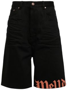 black/light red cotton blend logo print at the leg mid-rise concealed fly and button fastening belt loops classic five pockets straight hem knee-length Black Bermuda Shorts With Belt Loops For Summer, Modern Black Shorts For Workwear, Modern Black Shorts, Modern Black Short Bottoms, Modern Black Workwear Shorts, Modern Black Shorts For Spring, Modern Black Short Length Bottoms, Modern Black Short-length Bottoms, Casual Black Shorts With Five Pockets