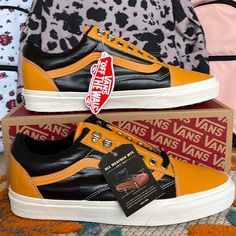 Vans Men’s Old Skool Mte (Mte) Apricot/Black Vn0a348f2nf Sneakers # All Weather Hiking Winter Weather Resistant Exterior. Weather - Warm Lining Weather Resistant Exteriors Heat Retention Layer Between Outsole And Sockliner Vans. "Off The Wall" All Weather Mte - Mte 360 Cool Moisture Escapes Mte 360 Heat Retained Vans Rubber Outsole Heat Retention Layer Style Meets Function. Mte 360 Is Built For Better Heat Retention And Maintaining Moisture Management Around Your Toes. Hiking Winter, Vans Yellow, Vans Men, Layer Style, Vans Off The Wall, Winter Weather, Mens Vans, Old Skool, Off The Wall